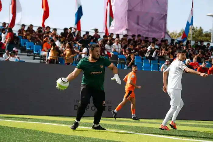 Уроженец Шахтинска стал лучшим вратарём на чемпионате мира по мини-футболу (7)