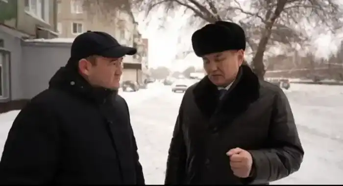 Аким ВКО акцентирует внимание на важности комплексной уборки улиц Усть-Каменогорска от снега и взаимодействии с местными предпринимателями Павлодаре