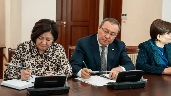 Казахстан усиливает контроль над качеством педагогического образования в контексте глобальных образовательных стандартов Павлодаре