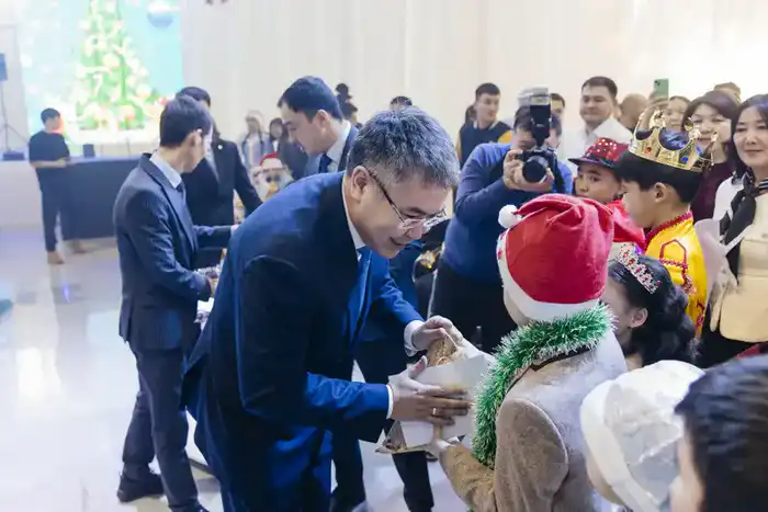 Традиционная Президентская ёлка в Атырау: праздник для будущего страны Павлодаре