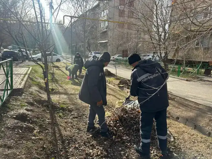 В ШЫМКЕНТЕ СОСТОЯЛАСЬ ОЧЕРЕДНАЯ АКЦИЯ В РАМКАХ АКЦИИ «ТАЗА ҚАЗАҚСТАН» (3)
