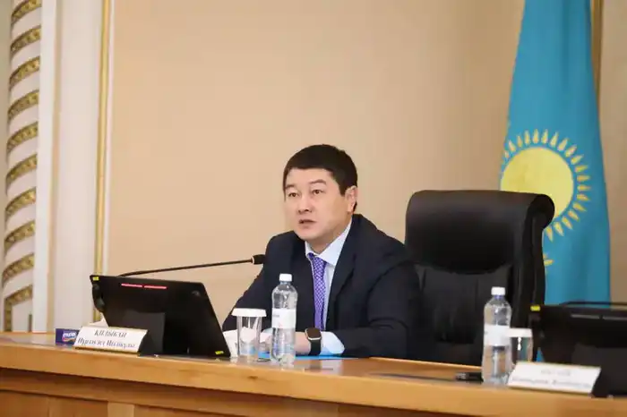 На сессии маслихата обсудили направления развития Мангистау на 2026–2028 годы (3)