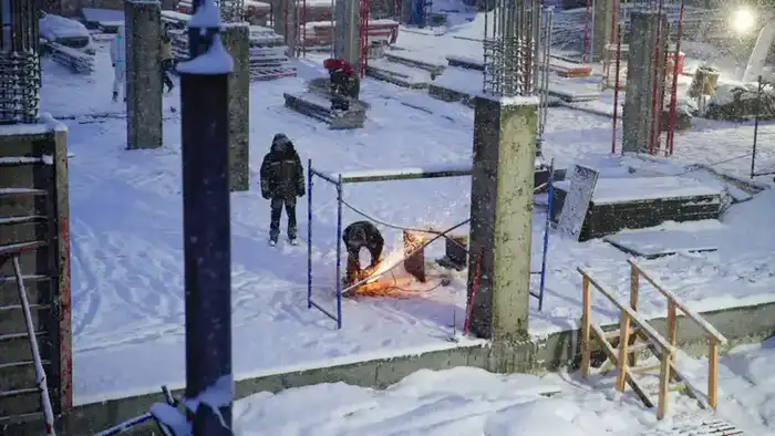 Аким ВКО проверил ход реконструкции железнодорожного вокзала «Өскемен-1» (4)