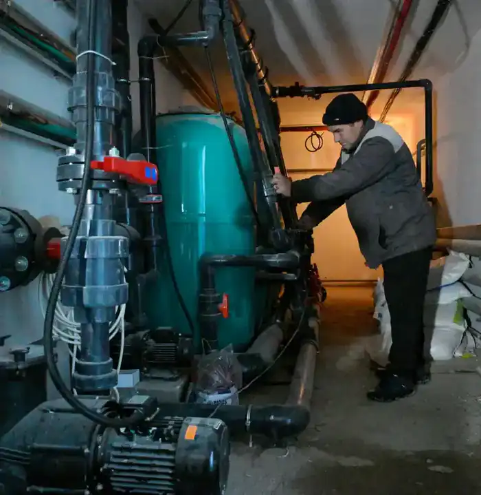 Аким области Асаин Байханов в рамках рабочей поездки посетил Успенский район, где ознакомился с ходом реализации социальных проектов (4)