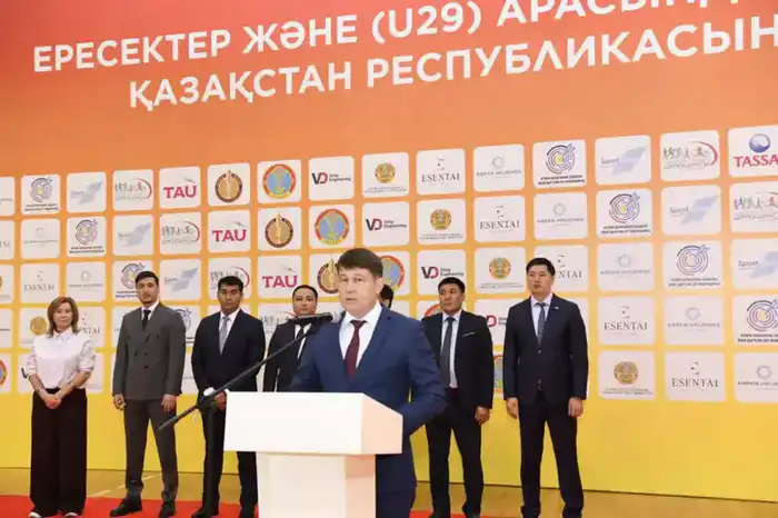 Зимний чемпионат по стрельбе из лука в Астане Павлодаре