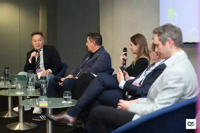 Казахстан представляет свою модель внедрения ИИ в высшее образование на форуме QS Reimagine Education в Лондоне Павлодаре