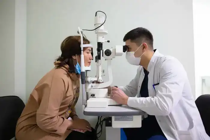 ГЛАВА МИНЗДРАВА ОЗНАКОМИЛАСЬ С РАБОТОЙ ЕНБЕКШИКАЗАХСКОЙ МНОГОПРОФИЛЬНОЙ ЦРБ (3)