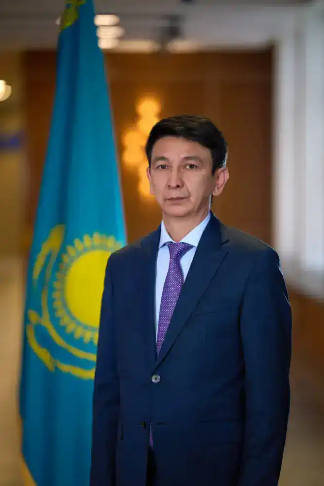 Назначение нового исполняющего обязанности руководителя управления пассажирского транспорта и автомобильных дорог в ВКО в рамках борьбы с коррупцией Павлодаре