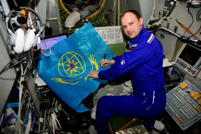 Космонавты Роскосмоса с борта МКС поздравили МЧС Республики Казахстан Павлодаре