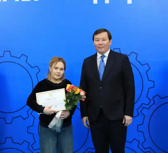 Актюбинцев наградили за вклад в развитие региона и профессионального образования (4)