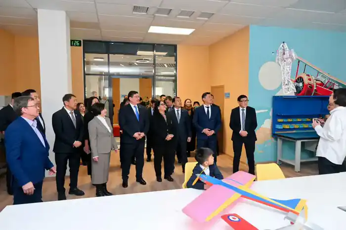 В Семее открылся современный Дворец школьников (10)