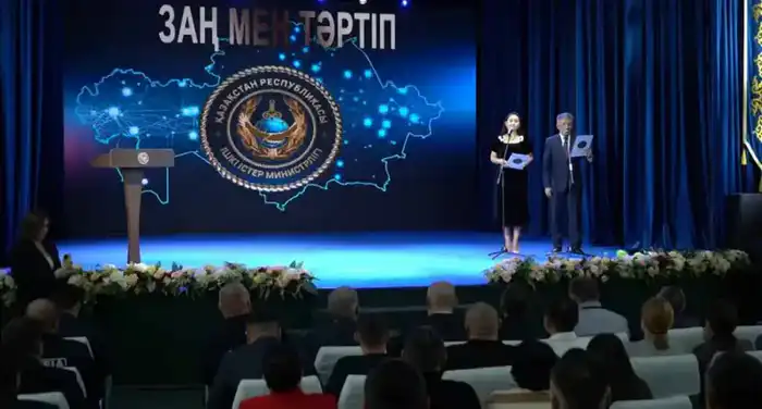 700 водителей: звезды дороги Казахстана награждены! Павлодаре