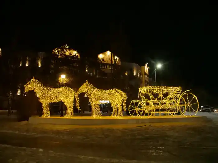 Сквер на месте пустыря и десятки тысяч новых деревьев появились в столичном районе Байконыр в 2025 году (2)