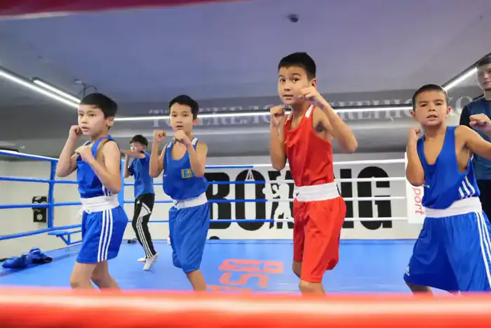 Ералы Тогжанов продолжил знакомство с новыми объектами (7)