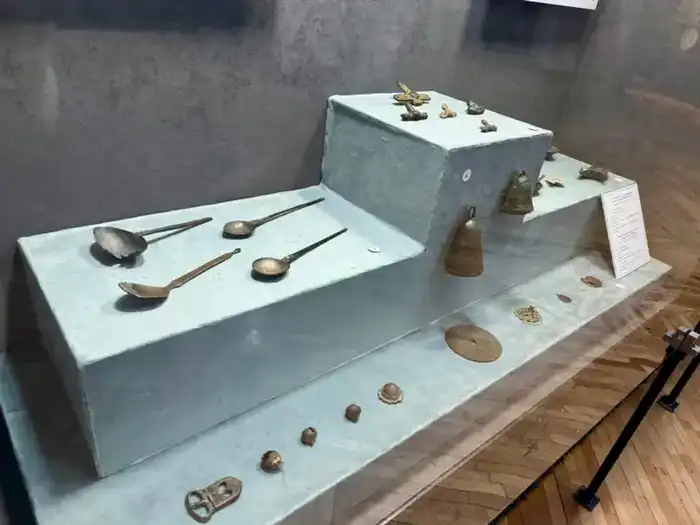 Выставка «Степная орнаментация в металле»: исследование культурного наследия степных народов через уникальные артефакты Павлодаре