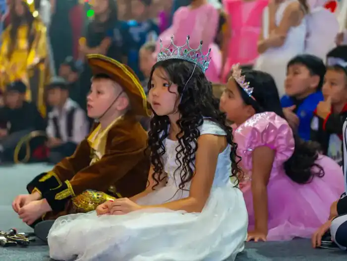 В ВКО прошли праздничные ёлки от имени Президента страны и акима области (8)