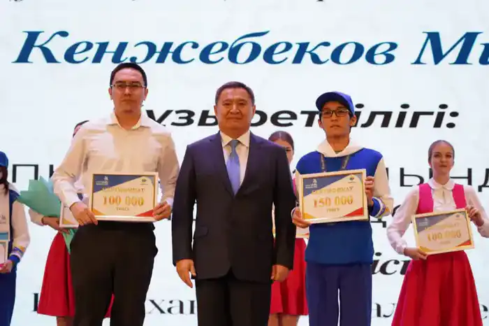 Итоги Года рабочих профессий: наградили студентов колледжей (5)