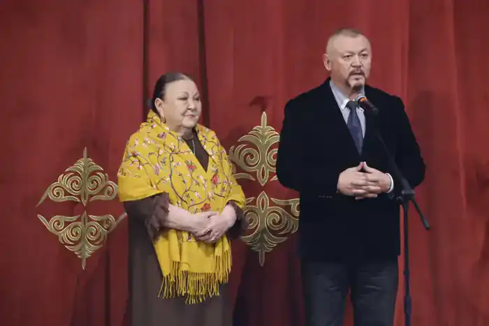 В Жетісу торжественно отметили присвоение академического статуса драматическому театру имени Бикен Римовой (3)