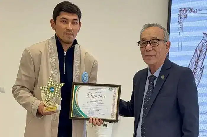 Золотая звезда истории: Адил Тобылов стал лучшим историком 2025 года в Карагандинской области Павлодаре
