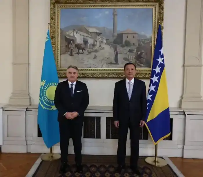Посол Казахстана вручил верительные грамоты Председателю Президиума Боснии и Герцеговины в Сараево Павлодаре