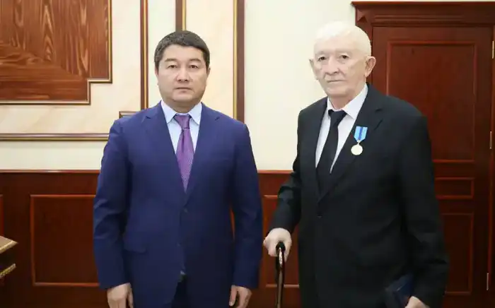 Нурдаулет Килыбай осветил путь трудовых героев Мангистау Павлодаре