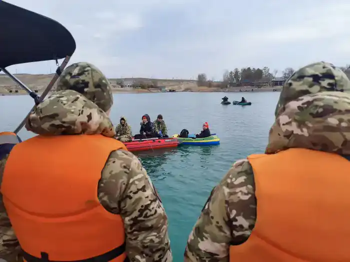 Берегите себя: выход на лёд опасен! Павлодаре