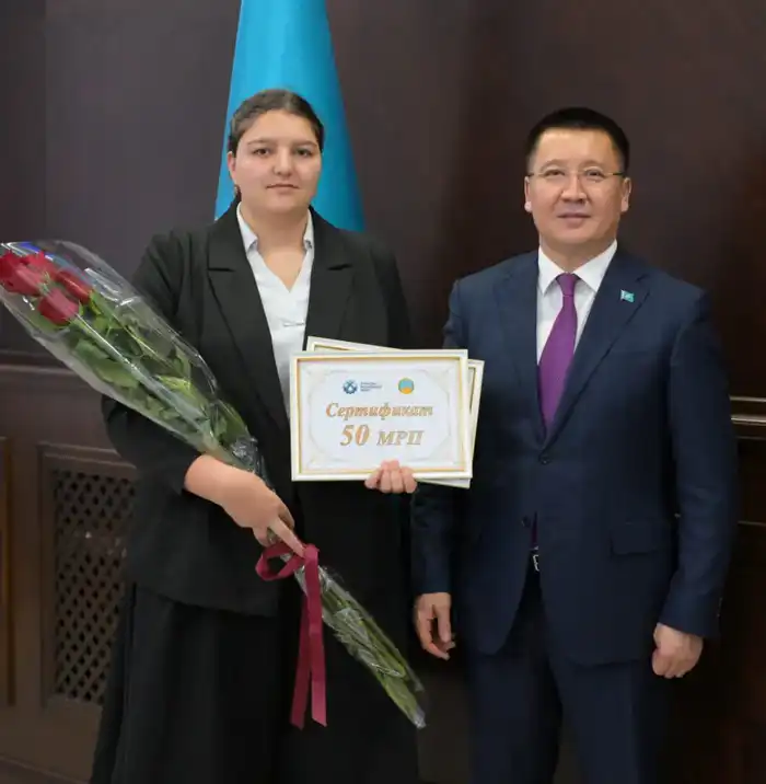 В Павлодаре вручили премию акима области «Шебер асуы» (4)