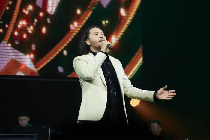 Праздничный концерт «NEW YEAR with QAZAQCONCERT» укрепил культурные связи в казахстанском музыкальном сообществе Павлодаре