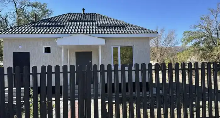 В Аксуском районе по итогам года очередь на жилье сократится на 12% (9)