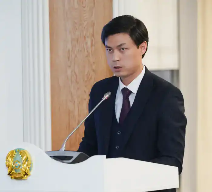 Принятие 70 выпускников на госслужбу без конкурса: шаг к улучшению управления в Туркестанской области Павлодаре