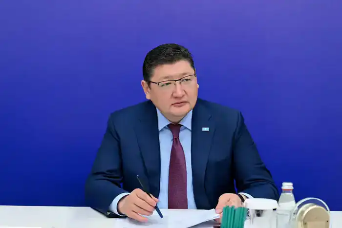 Аким области провел прием жителей Аягозского района по личным вопросам (2)