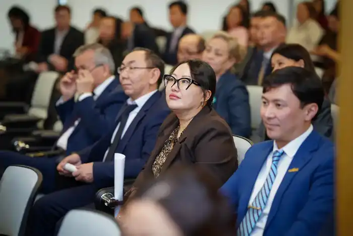 Министр науки и высшего образования РК встретился с жителями Астаны (4)