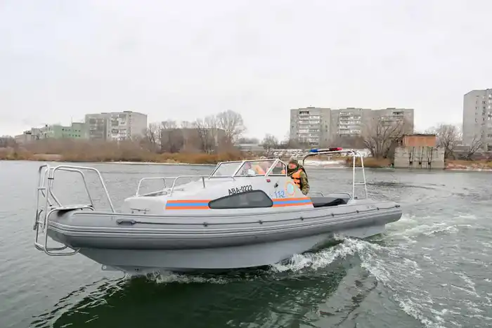 Аким области и глава департамента по ЧС проверили участки, подверженные риску паводков на Иртыше Павлодаре