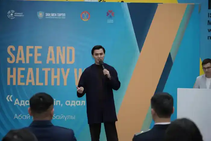 Столичным студентам рассказали, как защититься от мошенников (7)