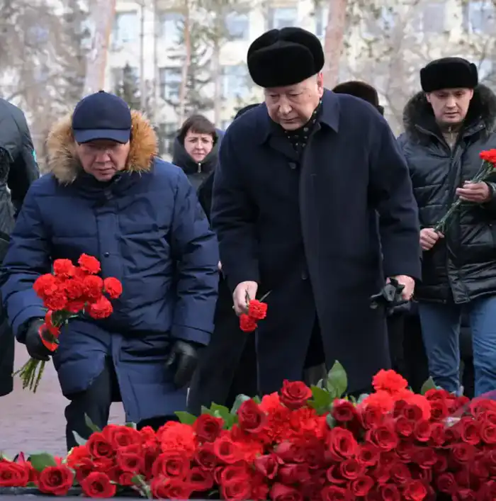 День Независимости: в Павлодаре почтили память героев декабрьских событий (9)