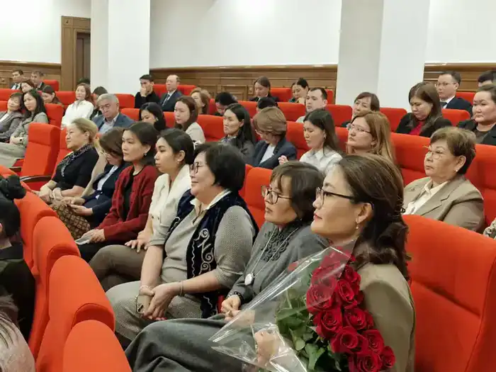 В Комитете торжественно отметили День Независимости Республики Казахстан (3)