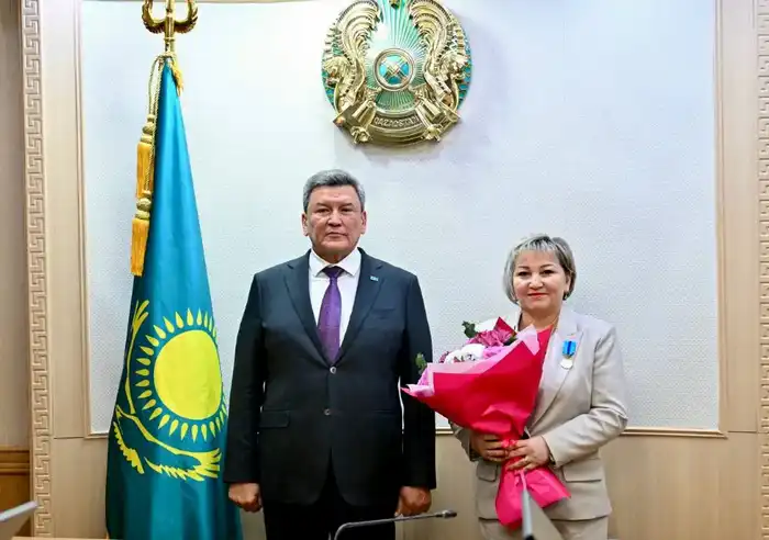 Трудовые звезды североказахстанцев: ордена и медали за преданность делу Павлодаре