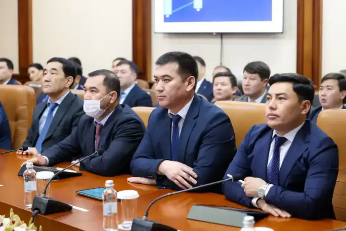 АППАРАТНОЕ СОВЕЩАНИЕ В ШЫМКЕНТЕ: РАССМОТРЕНЫ АКТУАЛЬНЫЕ ВОПРОСЫ (3)