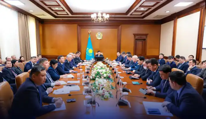 АППАРАТНОЕ СОВЕЩАНИЕ В ШЫМКЕНТЕ: РАССМОТРЕНЫ АКТУАЛЬНЫЕ ВОПРОСЫ (6)