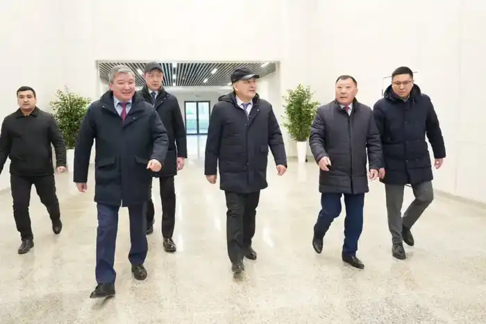 Ералы Тогжанов ознакомился с работой производственных и социальных объектов (5)