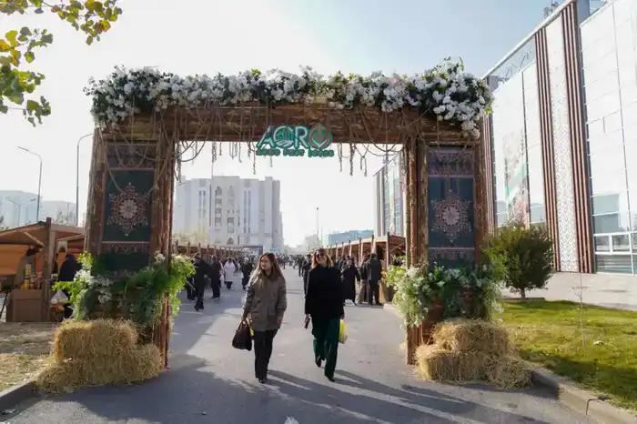 Фестиваль AGROFEST TÚRKISTAN-2025 подчеркивает значимость сельского хозяйства для экономики региона и отмечает достижения работников отрасли Павлодаре