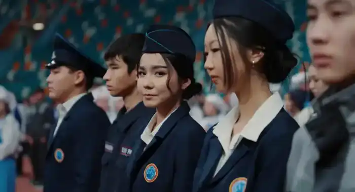 Более двух тысяч студентов столичных колледжей приняли участие во флешмобе в честь завершения Года рабочих профессий (6)