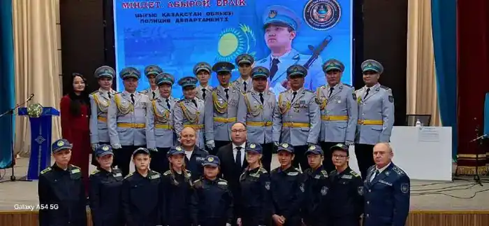 Встреча школьников с полицией ВКО обучение профессии МВД Павлодаре