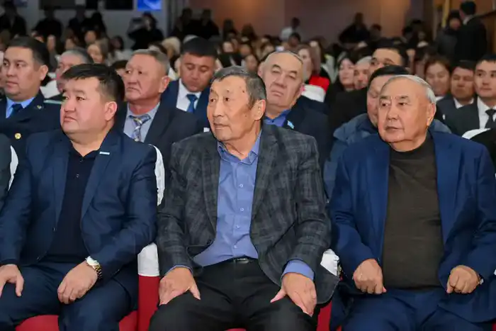 Аким области встретился с жителями Аягозского района (4)