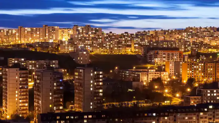 Казахстанцы в темноте: как новый график влияет на потребление электричества зимой Павлодаре