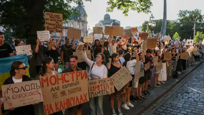Спокойная революция: Влияние скандала с Ермаком и Зеленским на переговоры в Украине Павлодаре