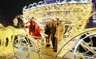 Алматы засиял: 13 новогодних чудес в каждом районе!