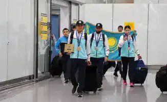 Кикбоксеры Казахстана вернулись с чемпионата в Абу-Даби