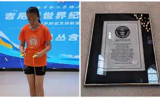 11-летняя Ву Конган из Китая устанавливает два мировых рекорда Гиннесса в прыжках на скакалке