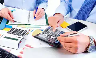 С 1 января 2026 года вступают в силу новые требования к использованию контрольно-кассовых машин (ККМ) и предоставление бесплатных POS-терминалов для поддержки малого бизнеса